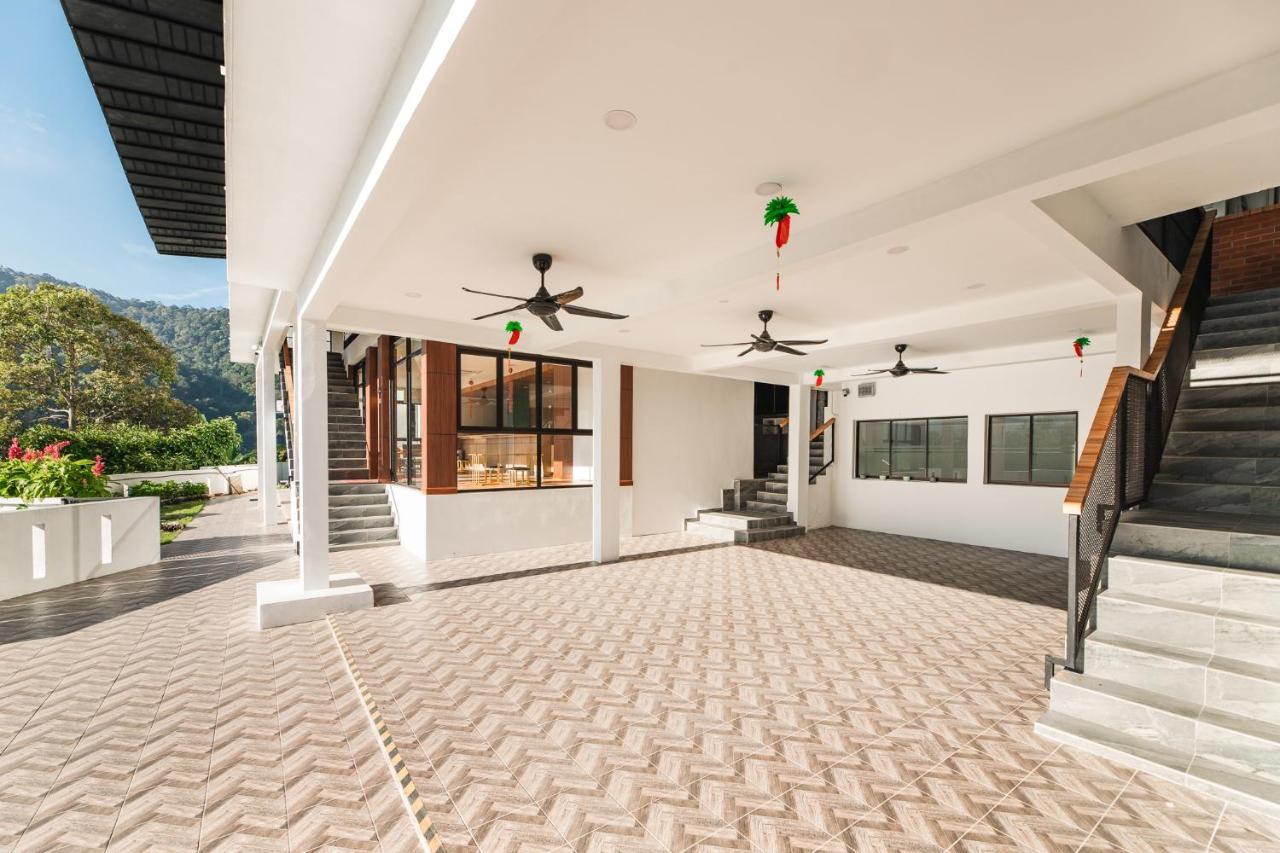 Ellin Forest Karaoke & Pool Resort Bukit Tinggi بينتونغ المظهر الخارجي الصورة