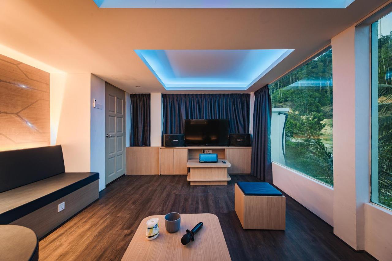 Ellin Forest Karaoke & Pool Resort Bukit Tinggi بينتونغ المظهر الخارجي الصورة